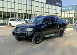 Mitsubishi L200