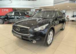 Infiniti QX70
