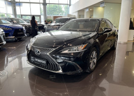 Lexus ES200