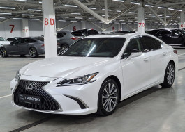 Lexus ES200