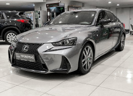 Lexus IS350