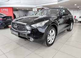 Infiniti QX70