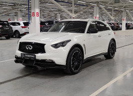 Infiniti QX70