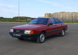 Audi 100