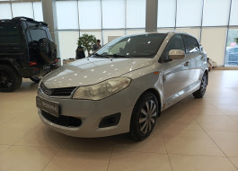 Chery Very (A13)