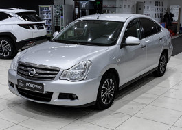 Nissan Almera