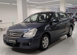 Nissan Almera