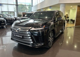 Lexus LX500d