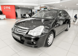 Nissan Almera