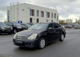Nissan Almera