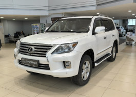 Lexus LX