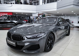 BMW 8-Series