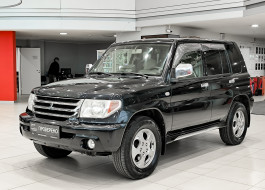 Mitsubishi Pajero iO