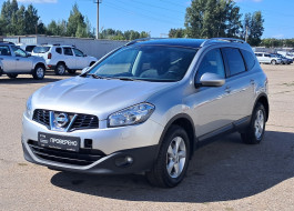 Nissan Qashqai+2