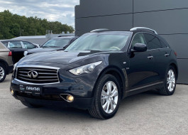 Infiniti QX70