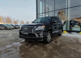 Lexus LX