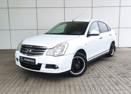 Nissan Almera