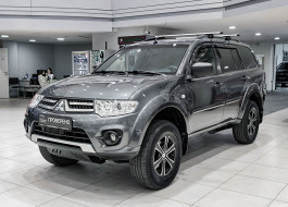 Mitsubishi Pajero Sport