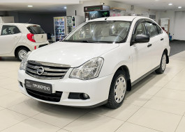 Nissan Almera