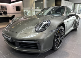 Porsche 911 Carrera 4